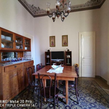 La Rosa Dell'Etna Apartment Acireale Exterior foto