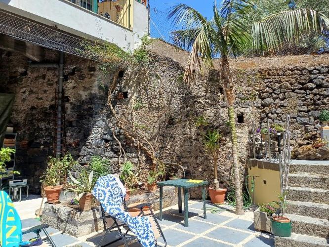 La Rosa Dell'Etna Apartment Acireale Exterior foto